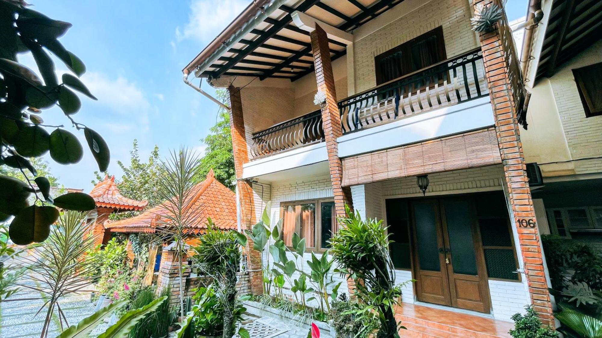 The Satu Stay Kayen Kejayan Exterior photo