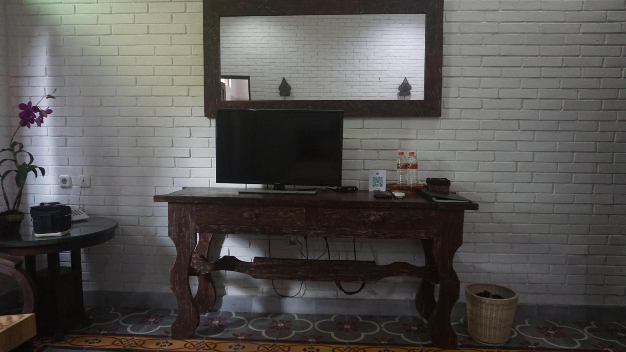 The Satu Stay Kayen Kejayan Exterior photo